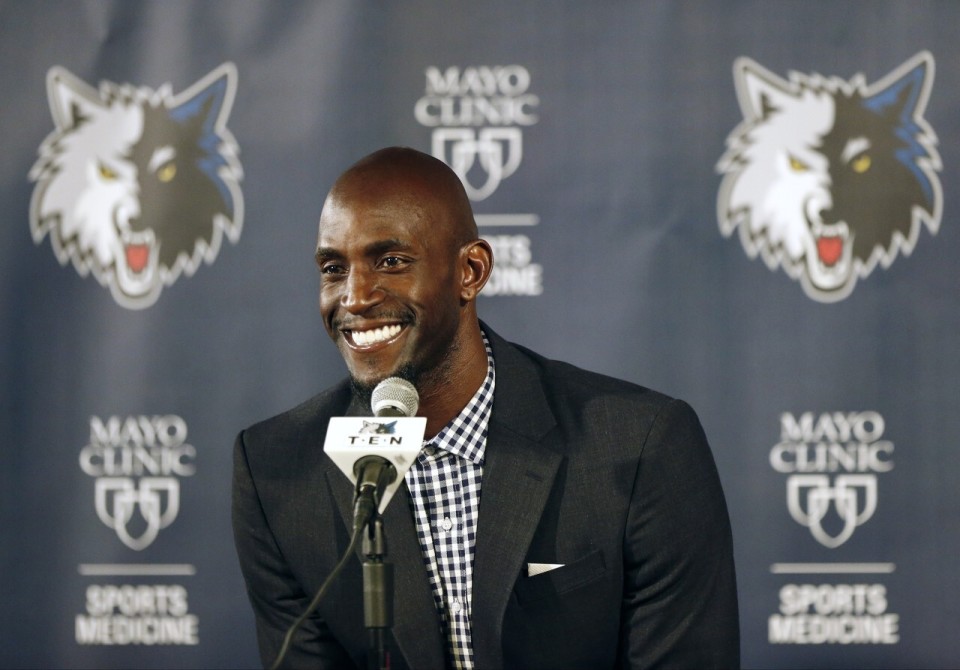 记者：杜加利奇曾有意留在新鹏城，但没能与俱乐部再续前缘（记者：杜加利奇盼留新鹏城，最终无缘与俱乐部再度合作）