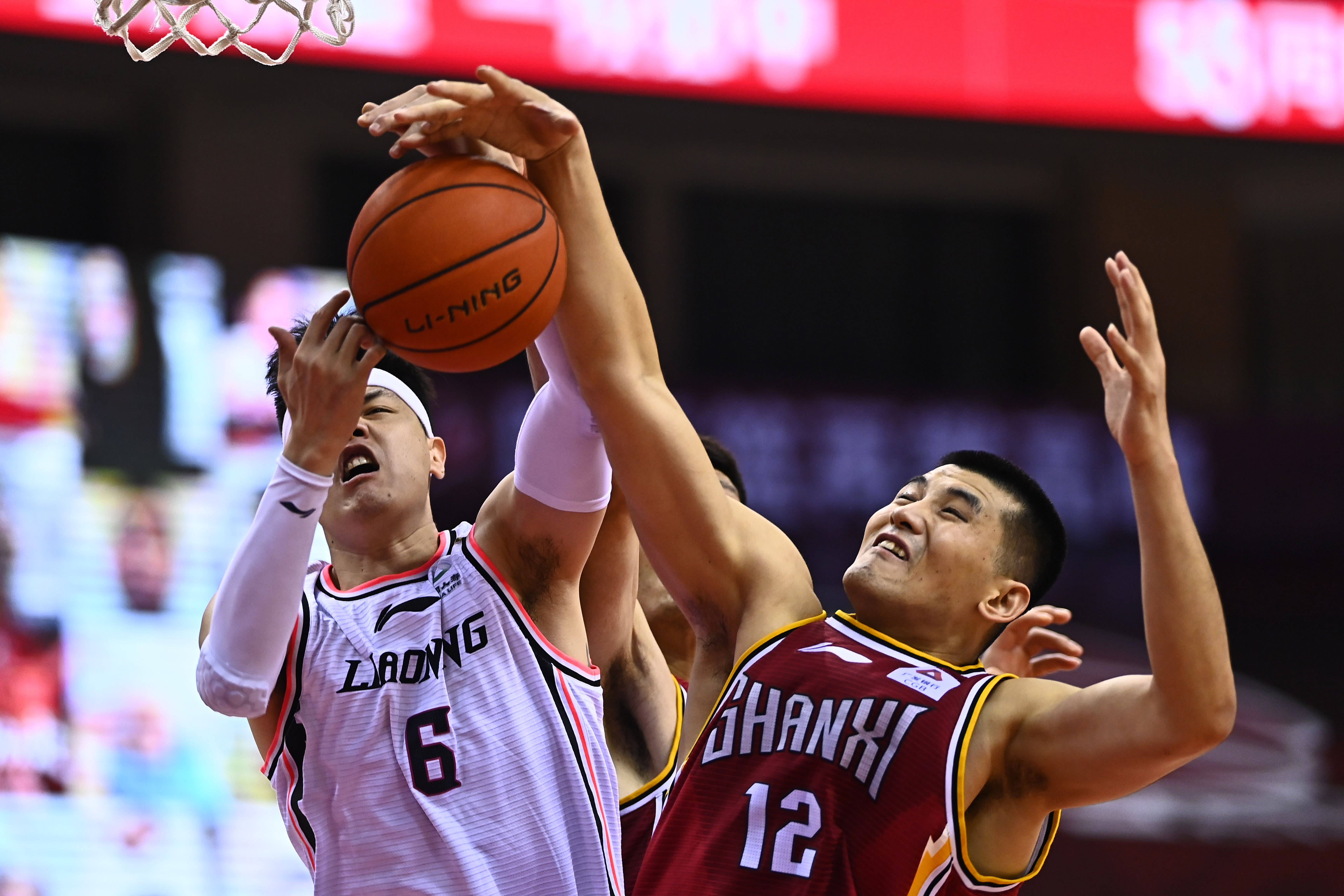 足球速度训练方法（提高足球速度的训练方案）