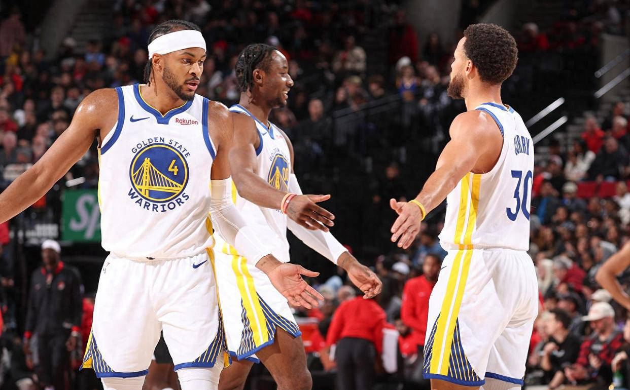 球队在客场打出了主场气势（球队客场打出主场级气势）