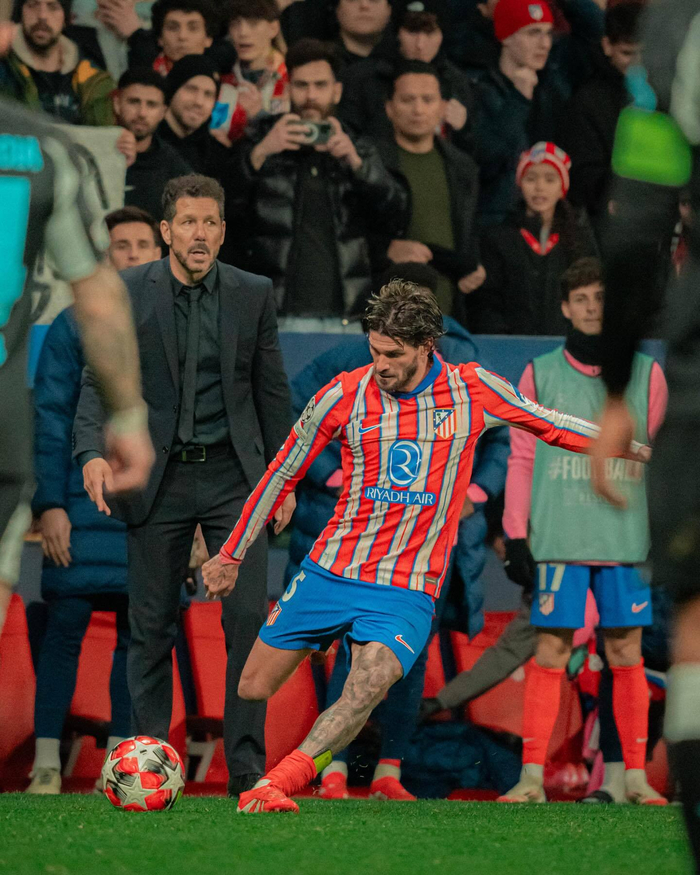 官方：尤文前锋乔纳森·戴维当选加拿大年度最佳球员（官宣：尤文前锋乔纳森·戴维荣膺加拿大年度最佳球员）