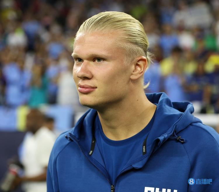 西媒：巴萨对阿拉维斯门票系统崩溃，球迷高喊反拉波尔塔口号（西媒称：巴萨对阵阿拉维斯售票系统宕机，球迷高呼反拉波尔塔口号）