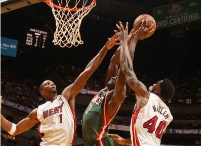 谙团队配合 谙团队配合