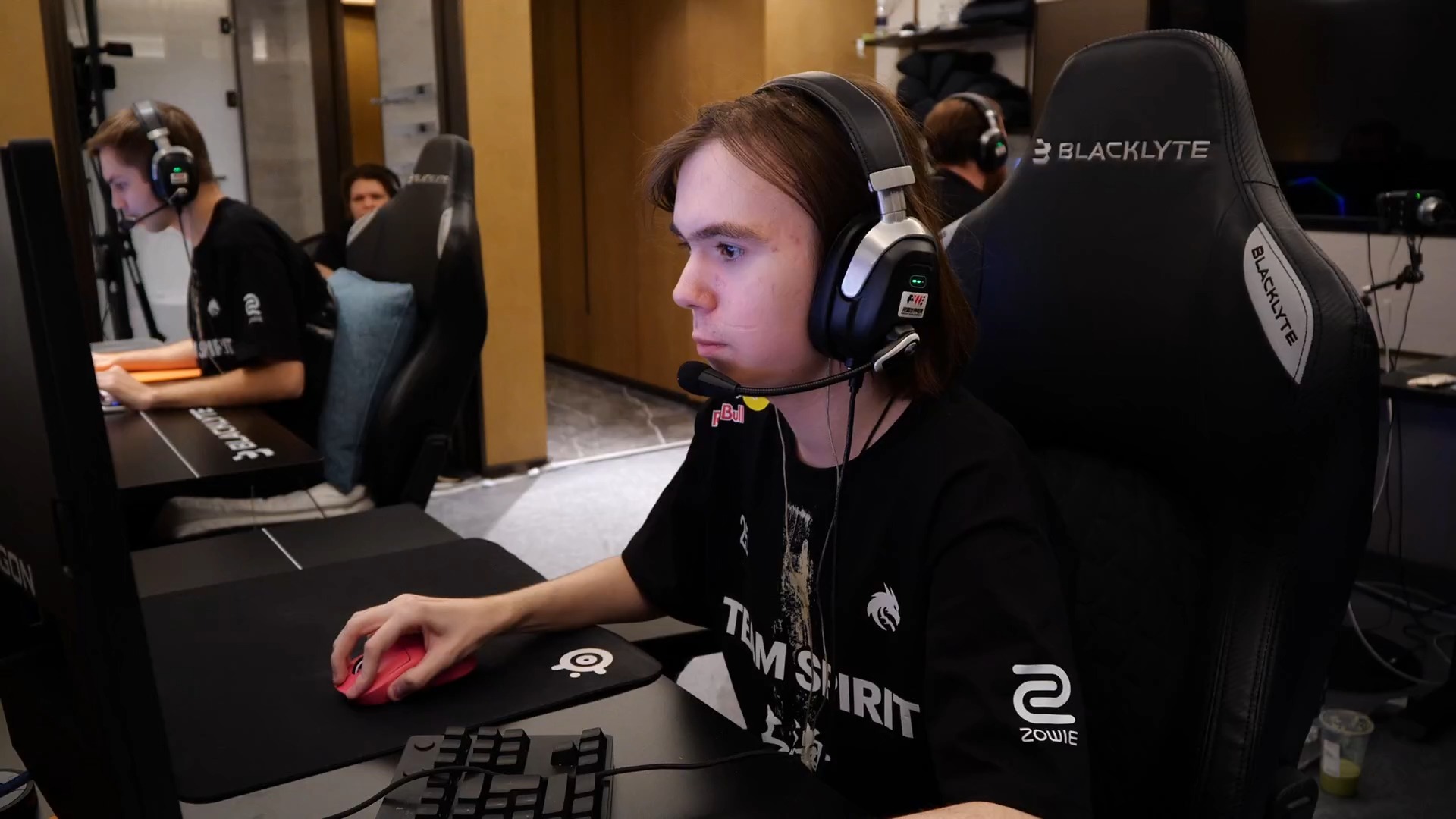 教练需要采 教练需要采